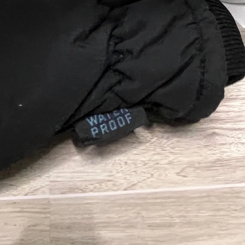 Broner dye waterproof cuffs